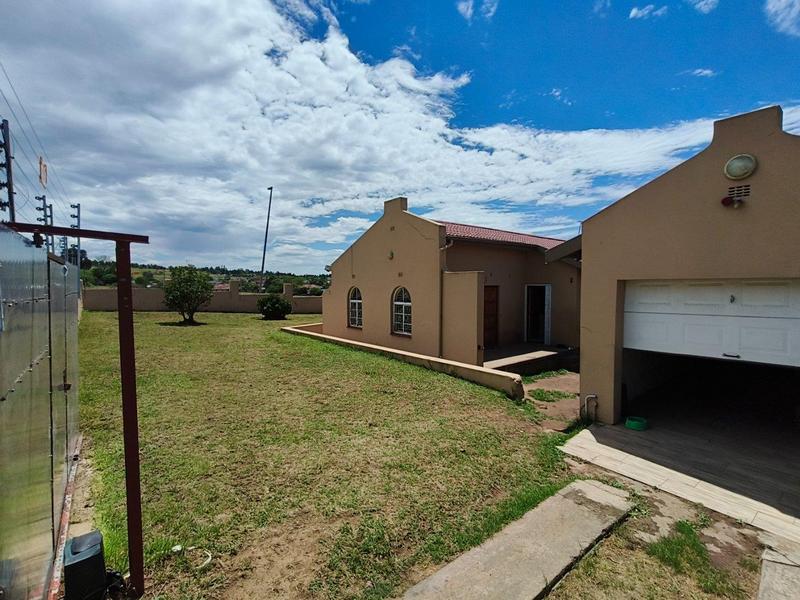 4 Bedroom Property for Sale in Mthata Eastern Cape